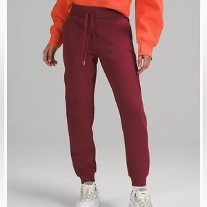 Maroon lululemon scuba joggers size 2